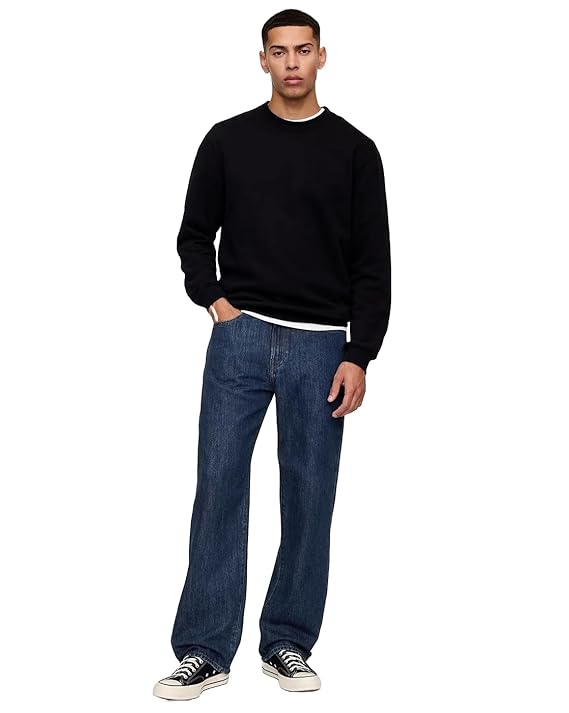 GAP Men’s Relaxed Fit Mid Rise Heavily Washed Denim Jeans